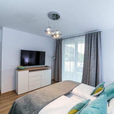 Апартаменты Apartament Luxury Miruna Рышнов Экстерьер фото